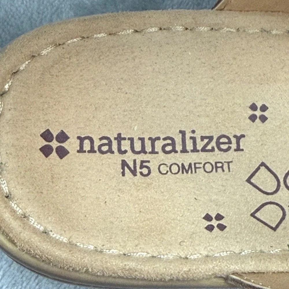 Naturalizer Journie Nickel Alloy‎ Sandals Women's Size 8.5M Leather Upper